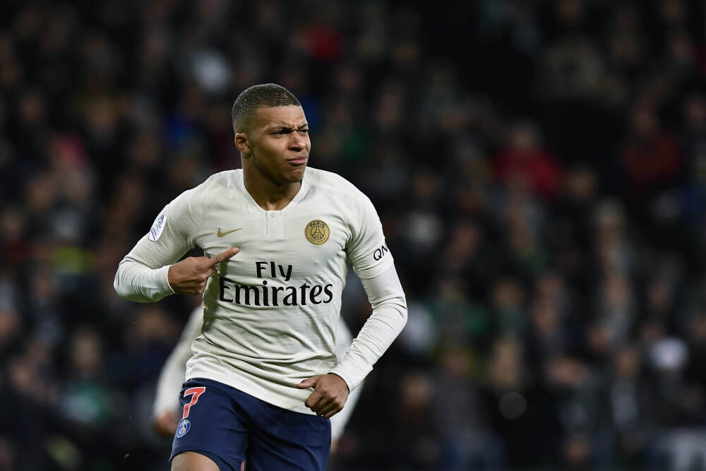 文心大模型登顶全球榜单 百度世界大会即将揭晓AI“效果涌现”新突破